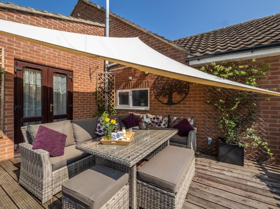 Puck'S Retreat Bed & Breakfast Tredington Esterno foto